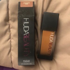 Faux filter foundation